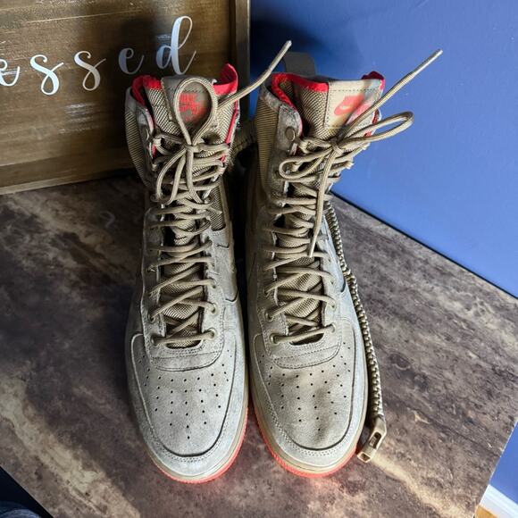 Nike Men s SF Air Force 1 Shoe Khaki Rush Coral, Men’s 11 US - Picture 7 of 8